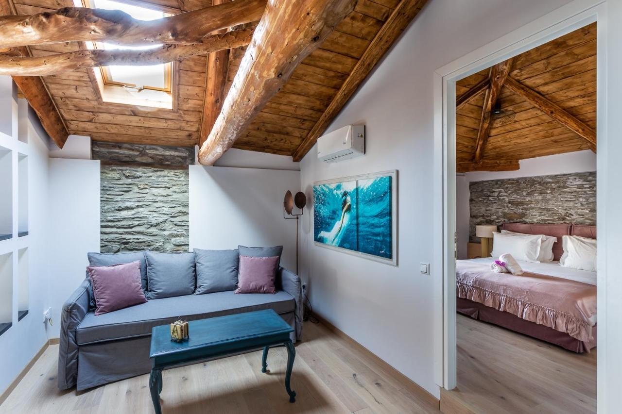 Camara Suites Andros Town Bagian luar foto
